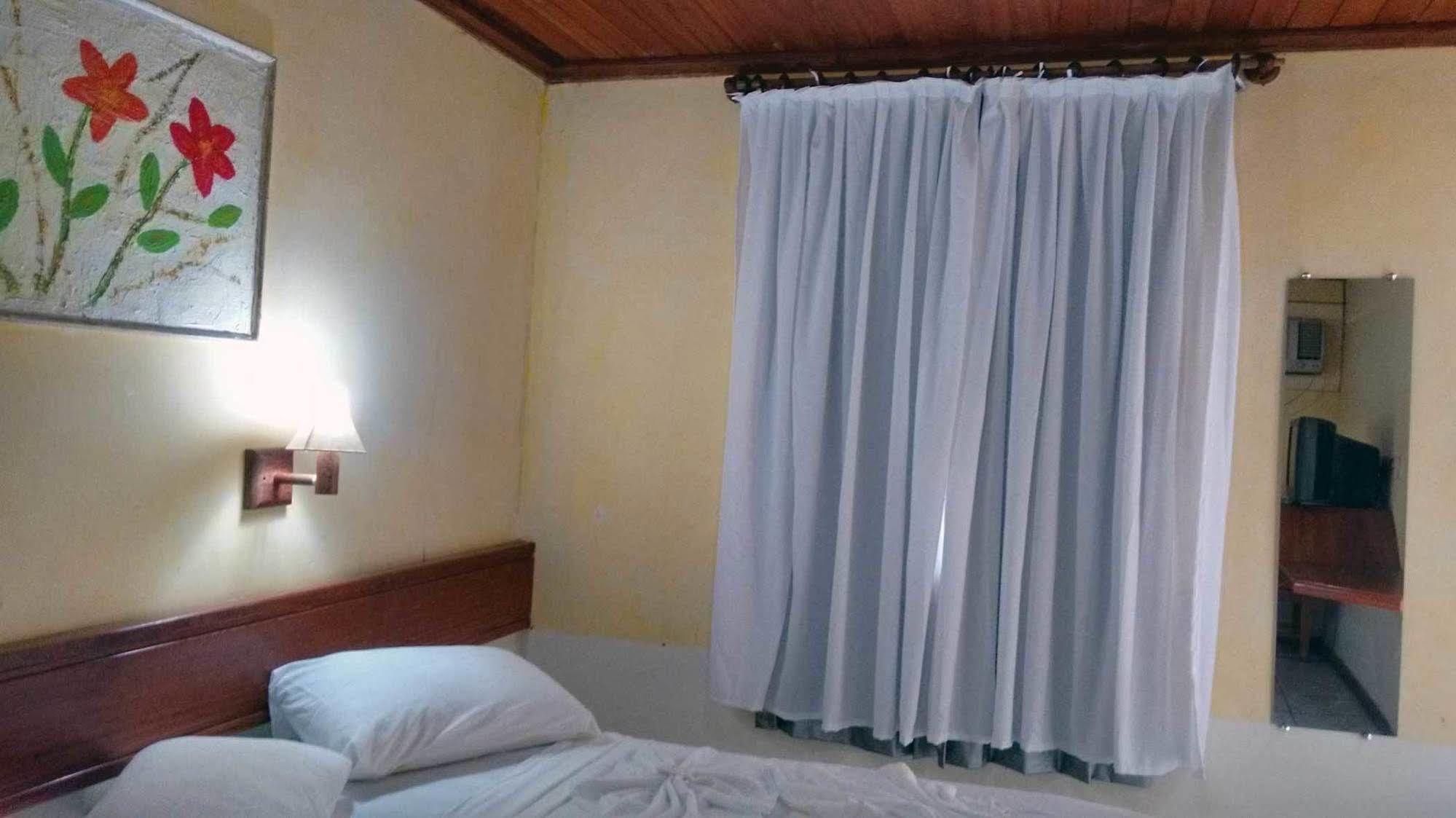 Hotel Pousada Castanheiras Do Village Порто Сегуро Екстериор снимка